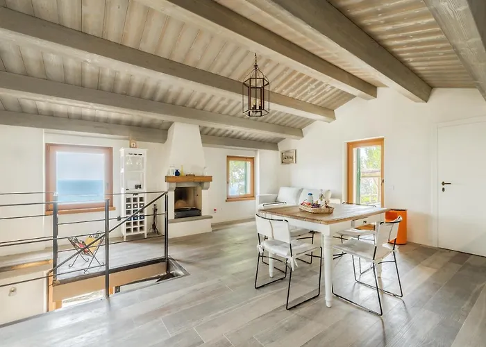 Sound Of Silence, Terre Marine Corniglia